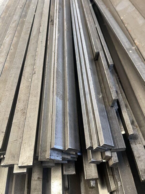 Thép đúc hình chữ nhật 20*30